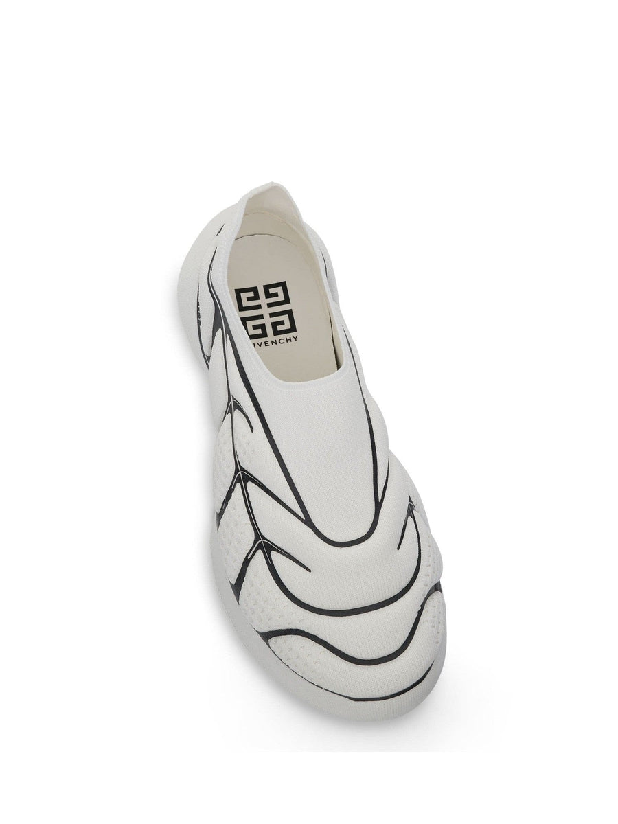 TK 360 Plus Sneaker in White/Black