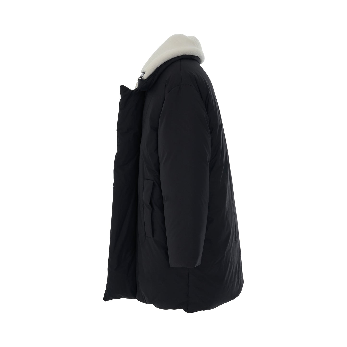 Short Detachable Collar Puffer Jacket in Black