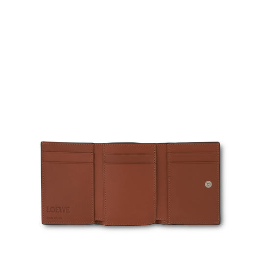 Anagram Trifold Wallet Pebble Grain Calfskin in Tan