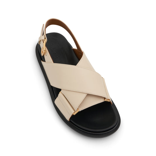 Fussbett Crisscross Sandal in Silk White