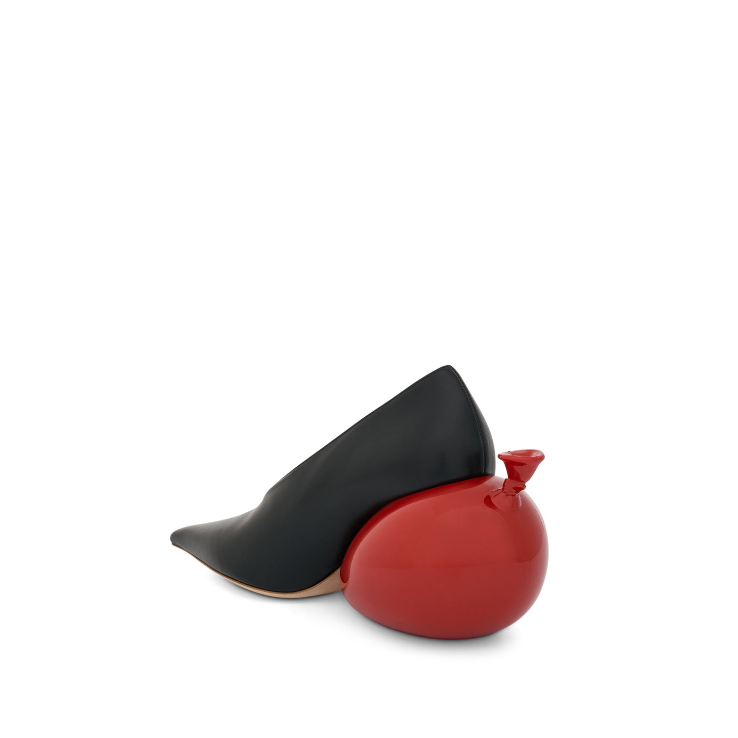 Balloon Pump in Black/Red