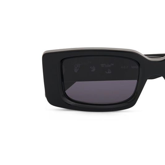 Arthur Sunglasses in Black/Dark Grey