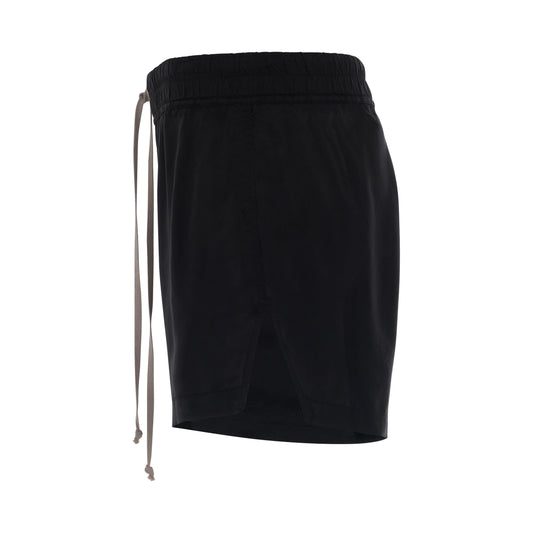 Fog Shorts in Black