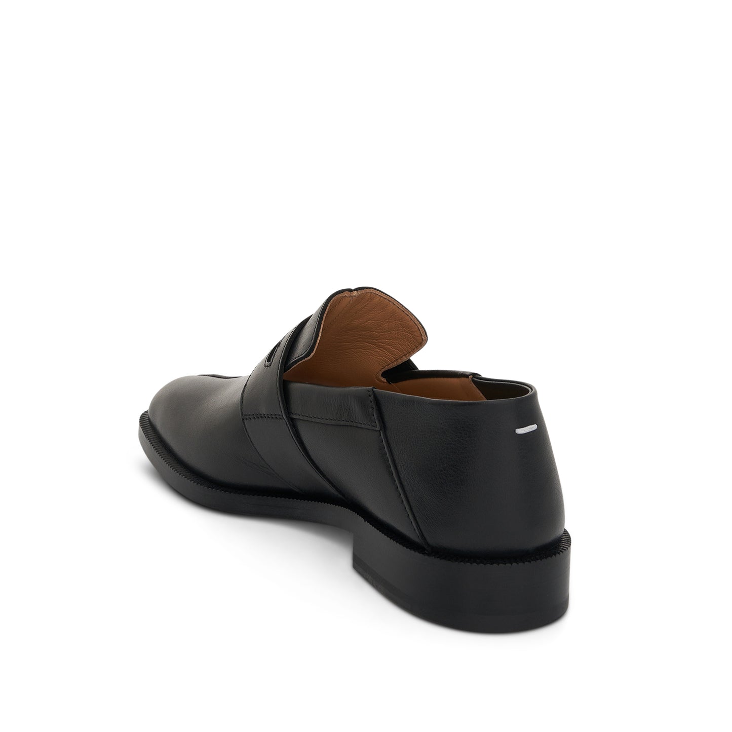 Tabi Loafers in Black