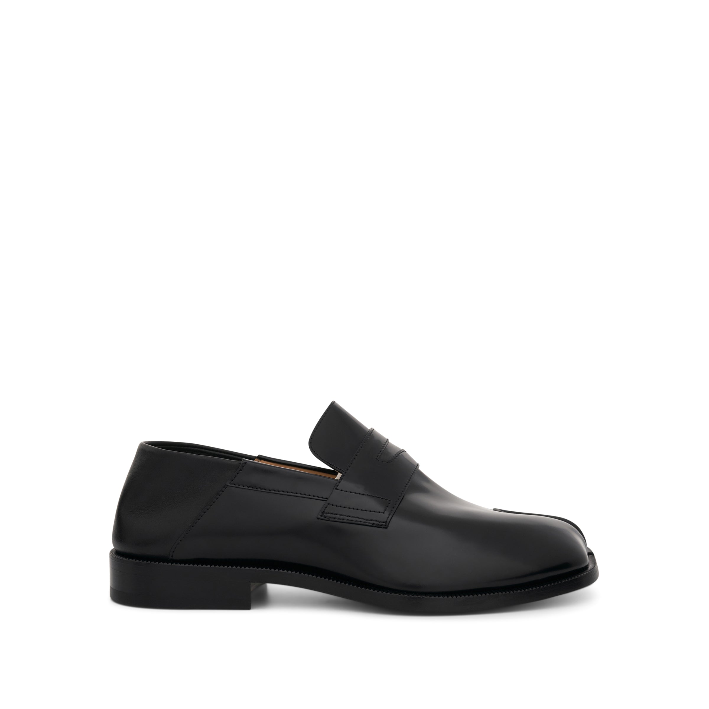 Tabi Leather Loafers in Black