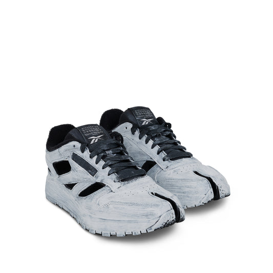 Maison Margiela x Reebok Tabi Gladiator Low Sneaker in Painted