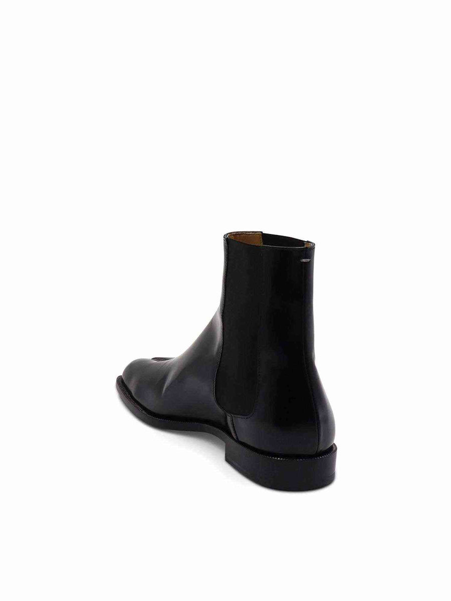 Tabi Toe Ankle Boots in Black Back View | MAISON MARGIELA
