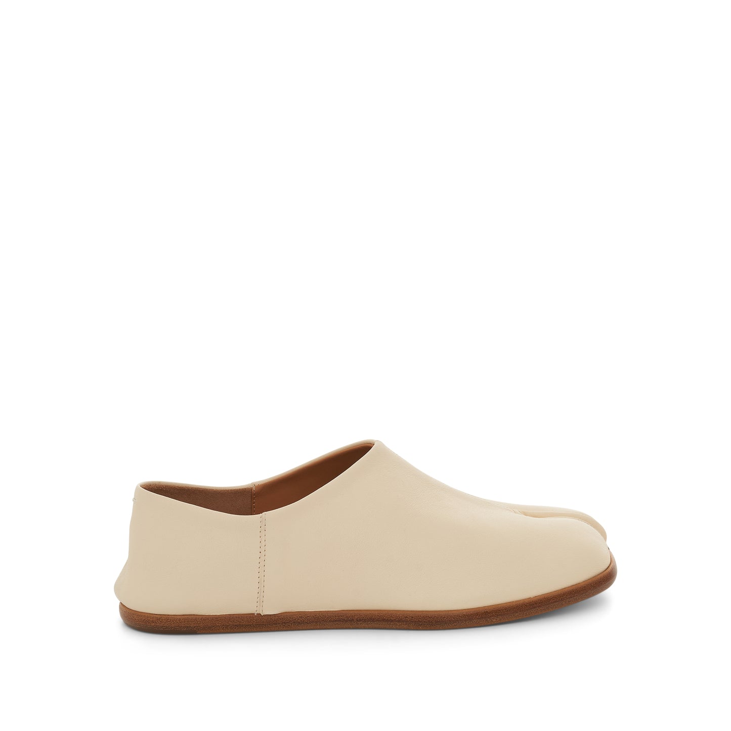 Tabi Babouches Loafers in White