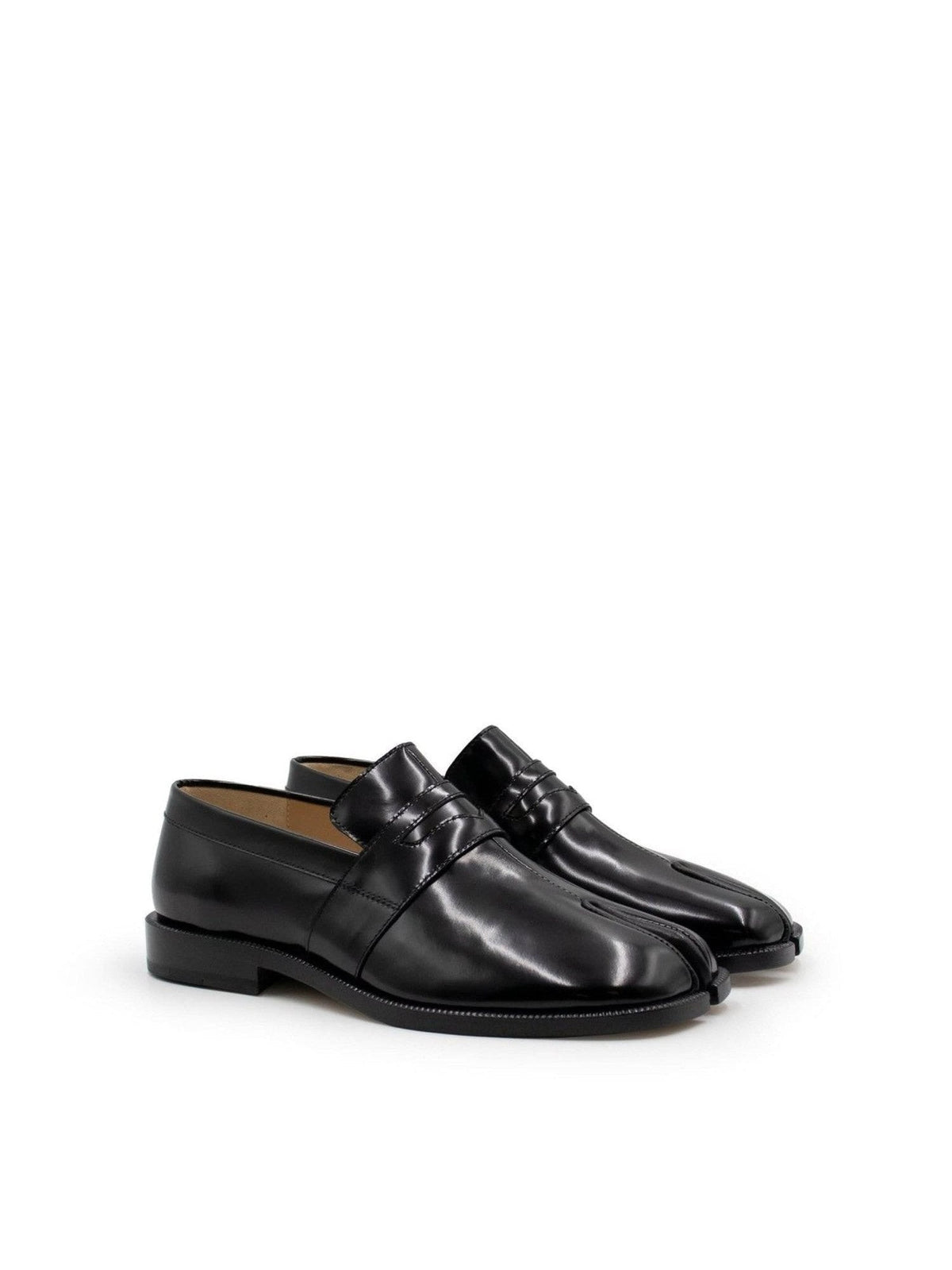 Tabi Loafers in Black Front View | MAISON MARGIELA