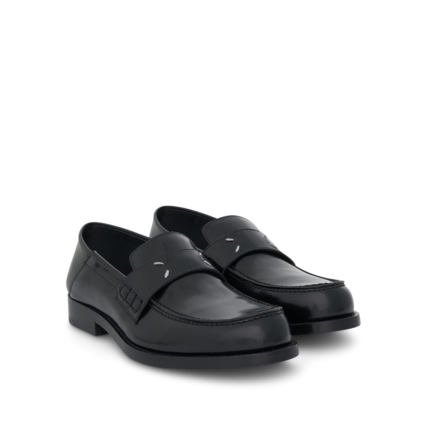 Four Stitch Round Toe Loafer in Black
