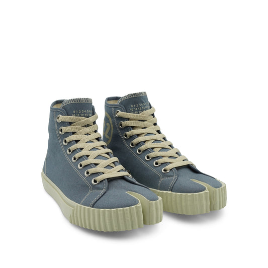 Canvas High Sneaker in Blue