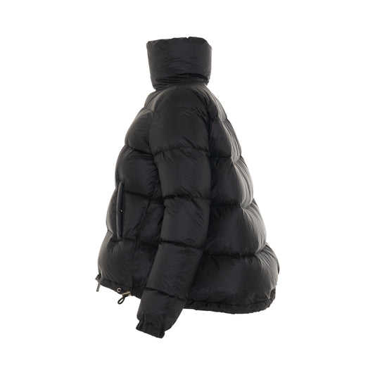 Classic Puffer Jacket in Black