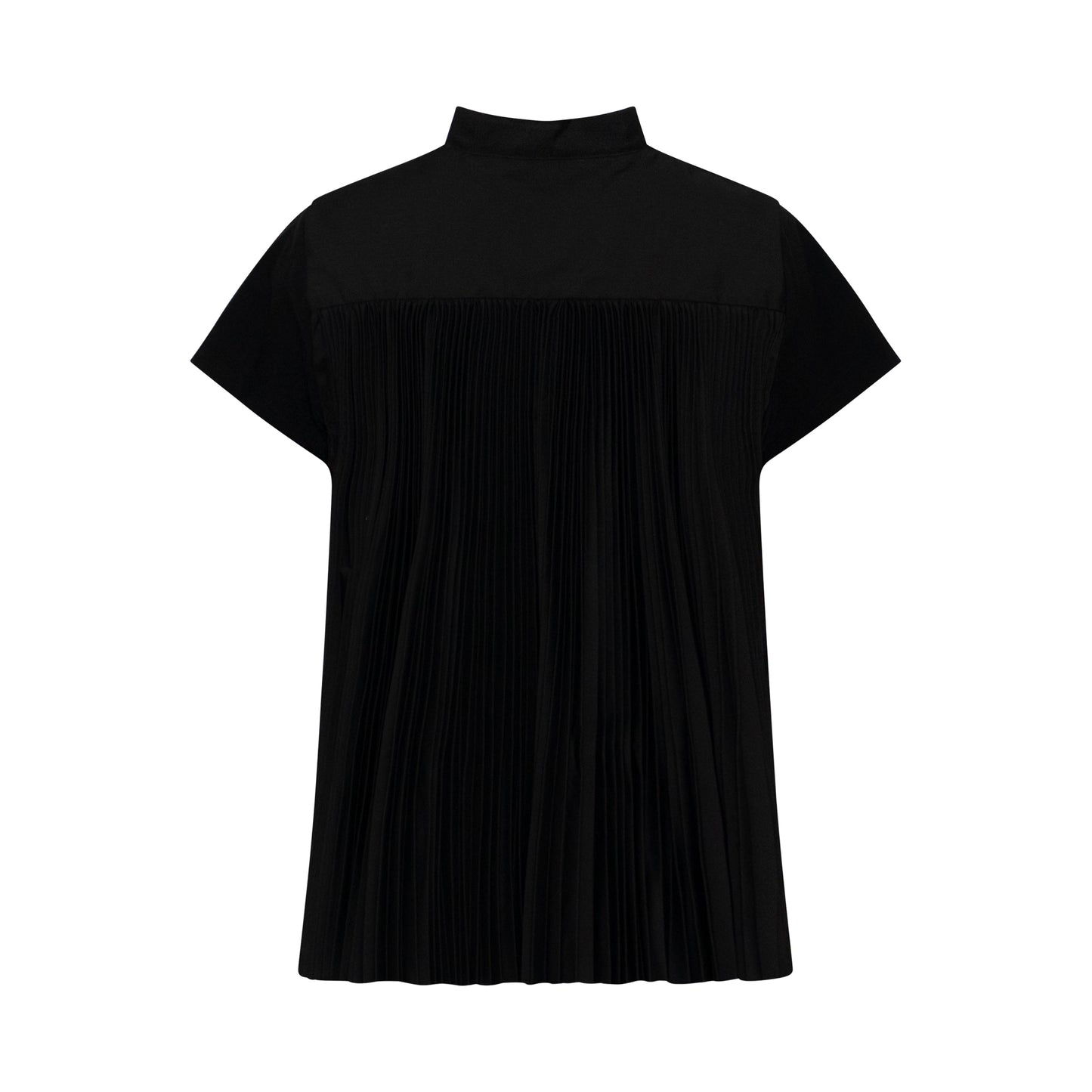 Classic Pleated Back T-Shirt in Black