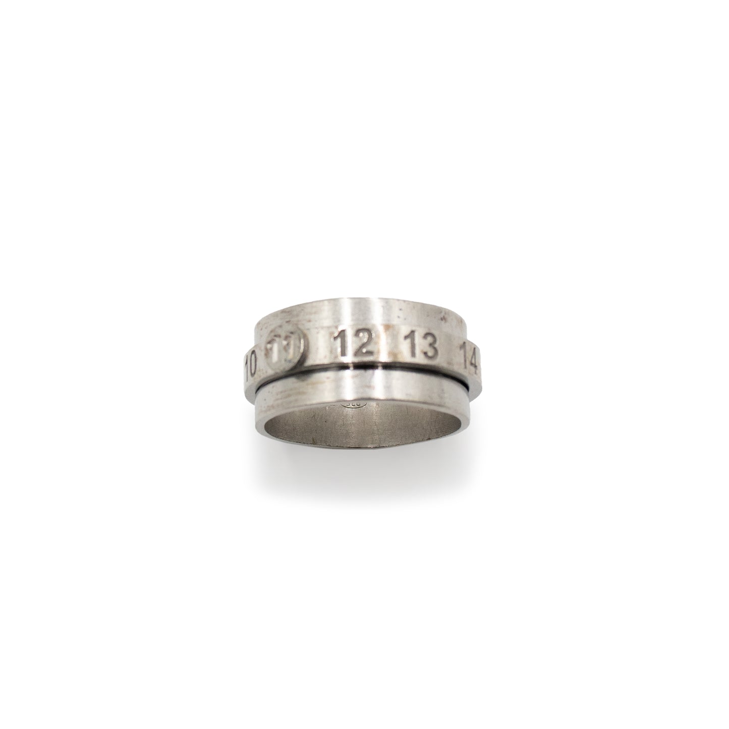 Number Engraved Ring in Silver