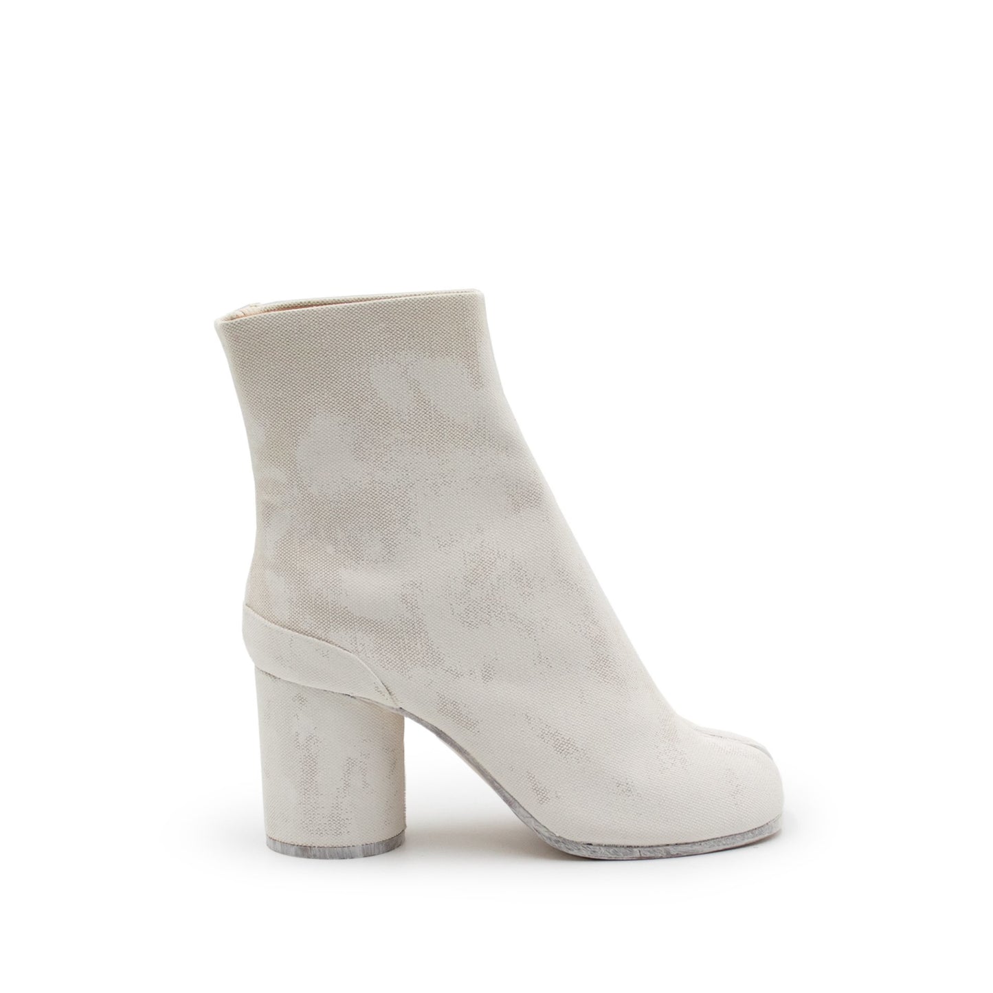 Tabi Toe Ankle Boots 80 Mm in Sand