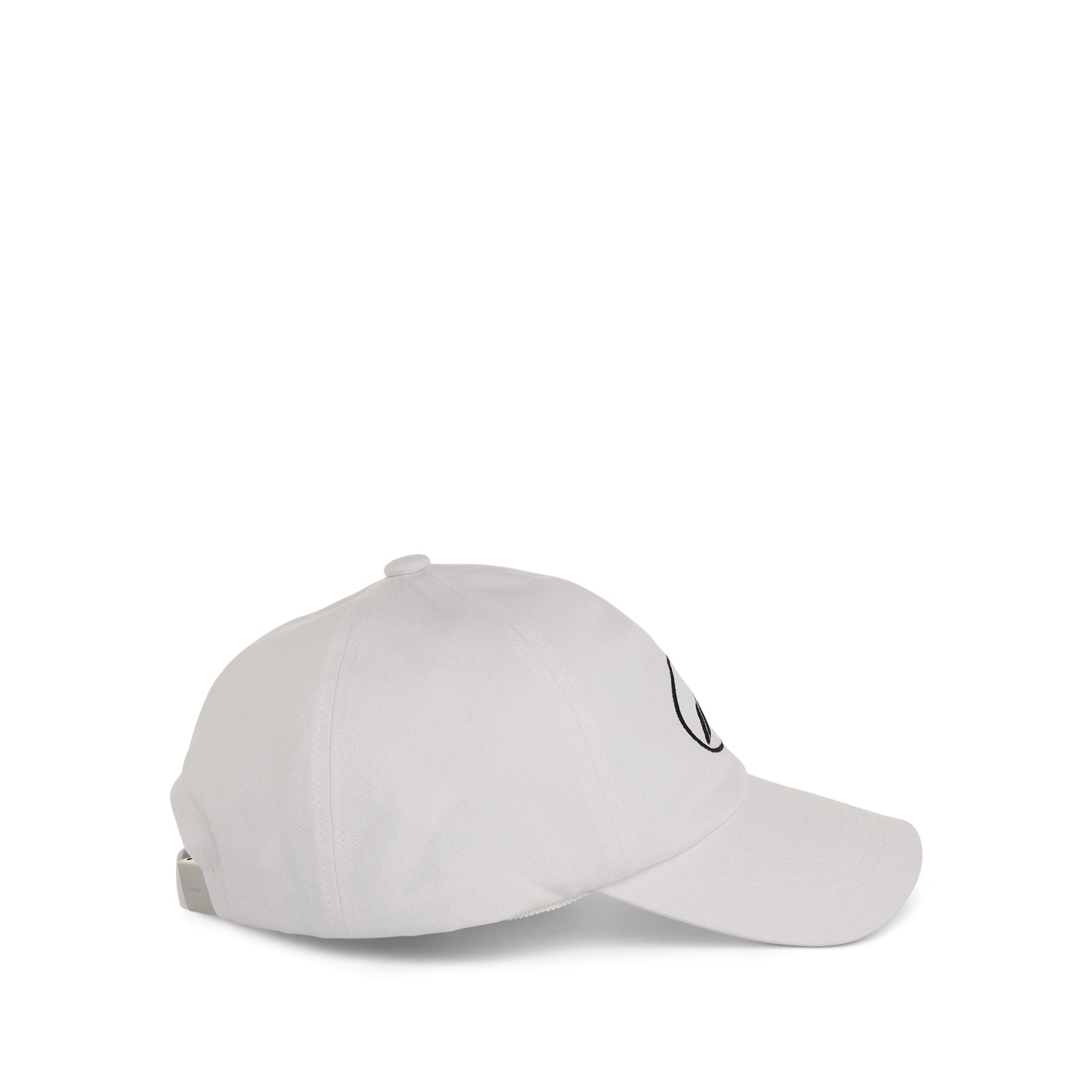 Basic Symbol Cap in White